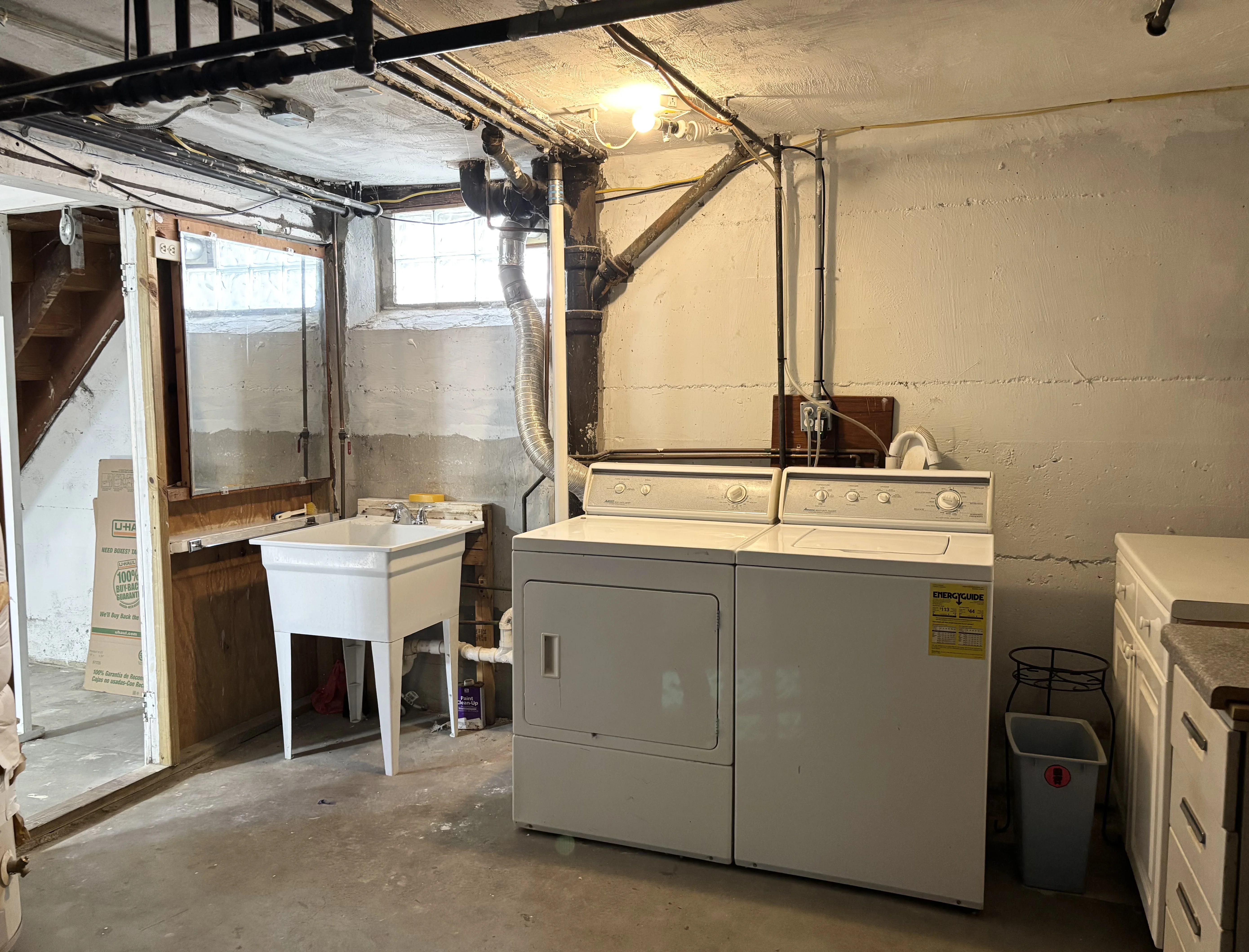 3 bed, 1.5 bath apartment for rent at 52 Hollywood Rd Unit 1, West Roxbury — photo 16 of 16