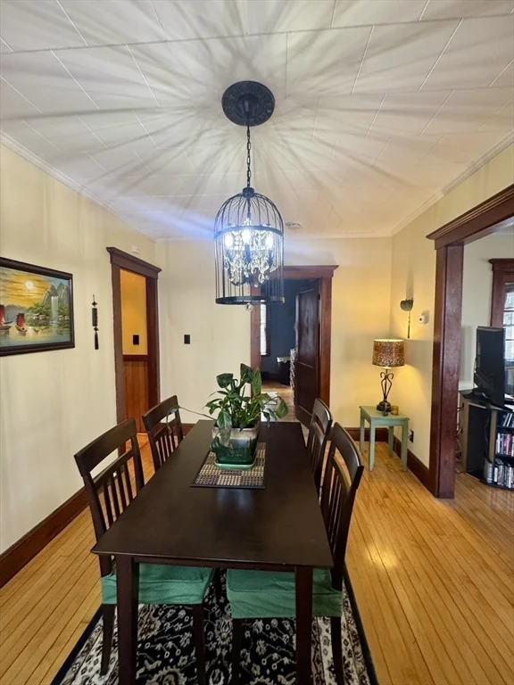 2 bed, 1 bath apartment for rent at 52 Hussey St, West — photo 10 of 36