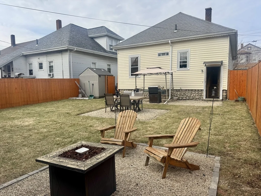 2 bed, 1 bath apartment for rent at 52 Hussey St, West — photo 36 of 36