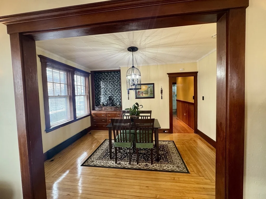 2 bed, 1 bath apartment for rent at 52 Hussey St, West — photo 8 of 36