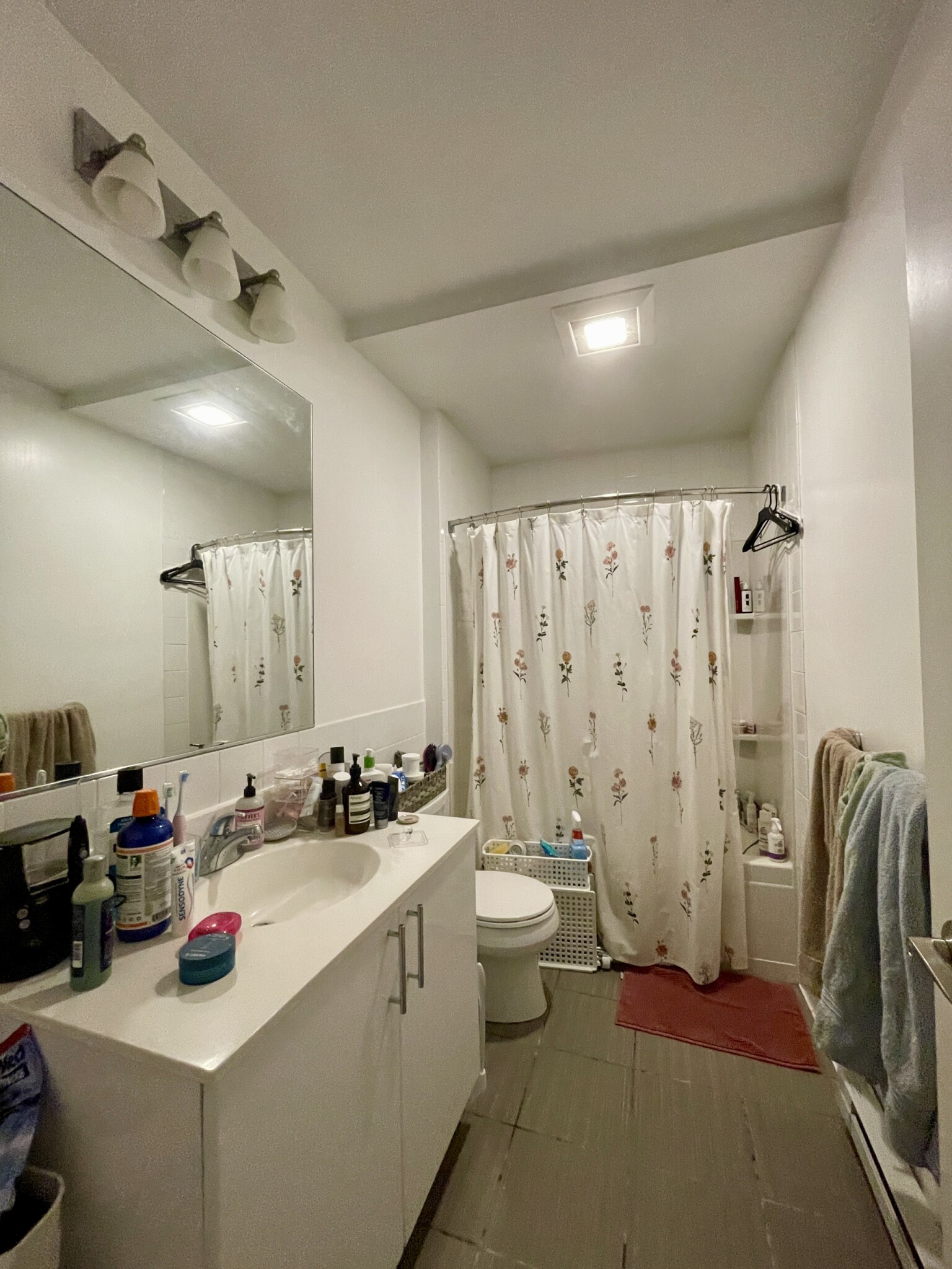 2 bed, 1 bath apartment for rent at 52 Kent Unit 3, Brookline Village — photo 5 of 16