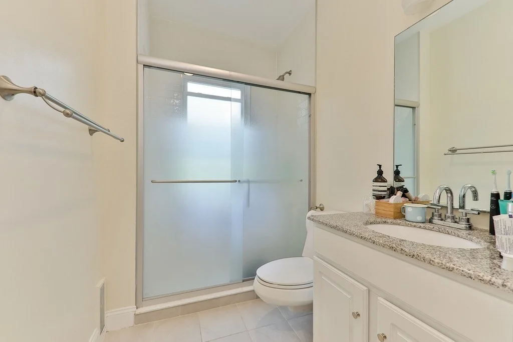 5 bed, 3 bath apartment for rent at 52 Kirkland St, Harvard Square — photo 17 of 19