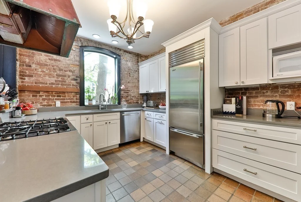 5 bed, 3 bath apartment for rent at 52 Kirkland St, Harvard Square — photo 3 of 19