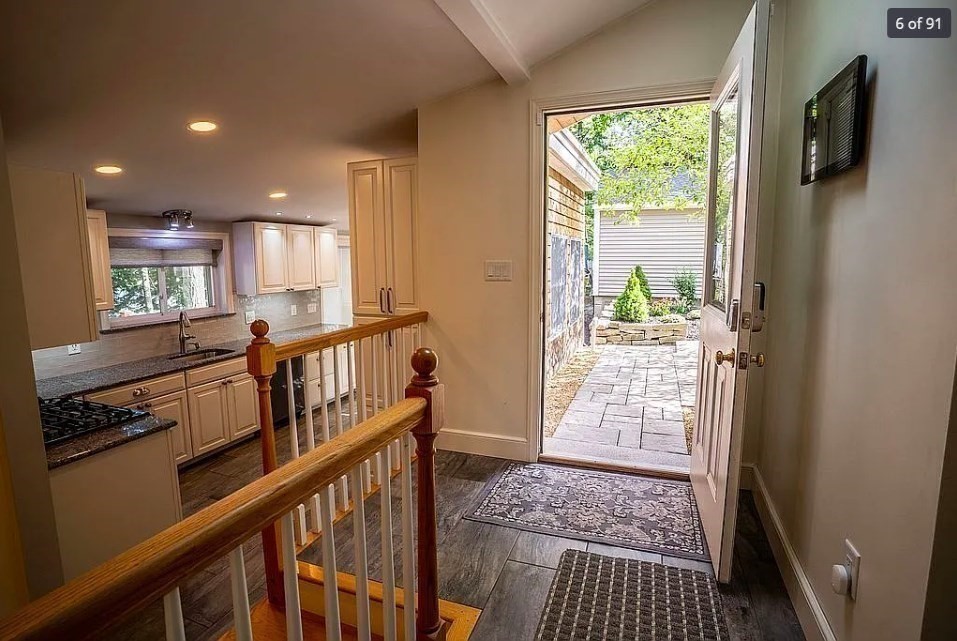 2 bed, 1 bath apartment for rent at 52 Lake Shore Dr S, Westford — photo 2 of 31