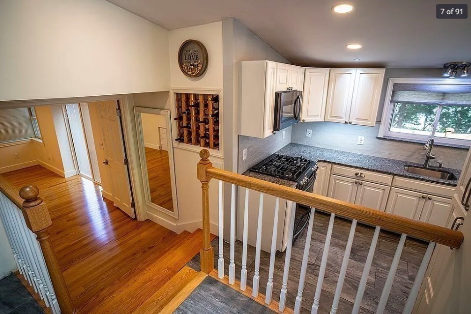 2 bed, 1 bath apartment for rent at 52 Lake Shore Dr S, Westford — photo 4 of 31