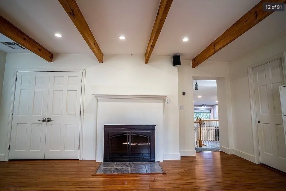 2 bed, 1 bath apartment for rent at 52 Lake Shore Dr S, Westford — photo 11 of 31