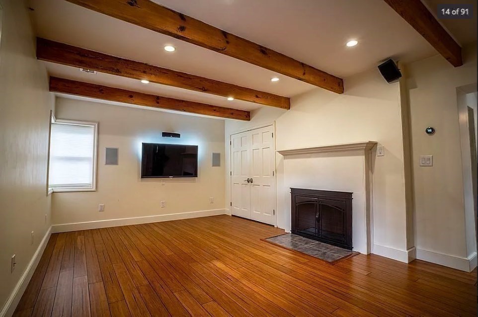 2 bed, 1 bath apartment for rent at 52 Lake Shore Dr S, Westford — photo 12 of 31