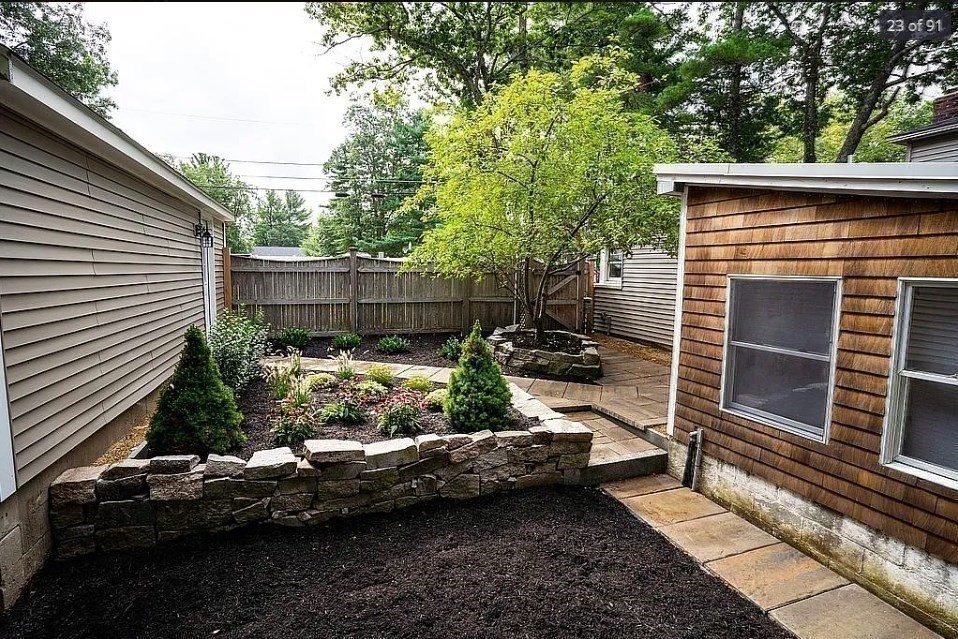 2 bed, 1 bath apartment for rent at 52 Lake Shore Dr S, Westford — photo 23 of 31