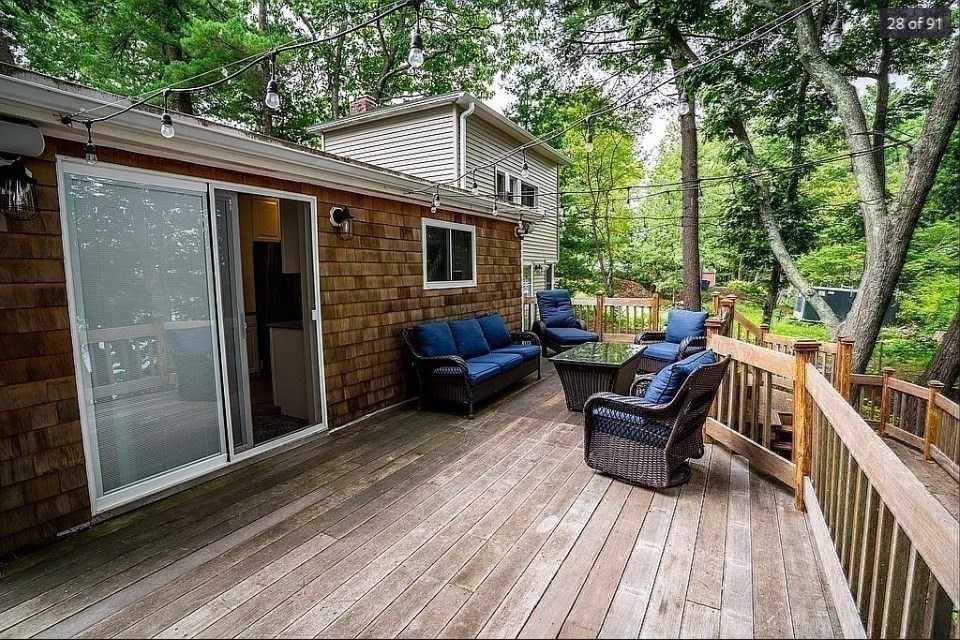 2 bed, 1 bath apartment for rent at 52 Lake Shore Dr S, Westford — photo 25 of 31