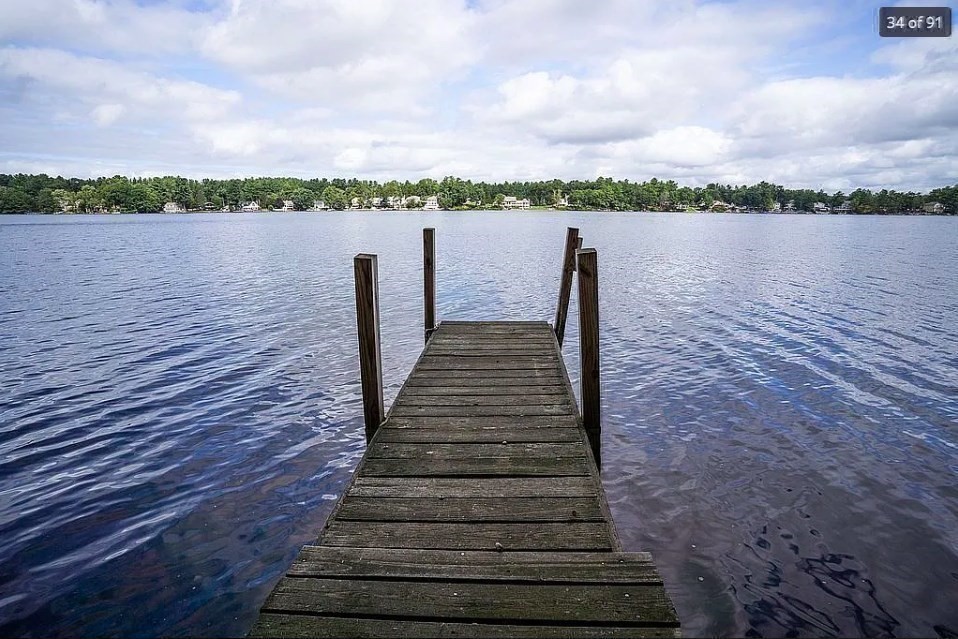 2 bed, 1 bath apartment for rent at 52 Lake Shore Dr S, Westford — photo 31 of 31