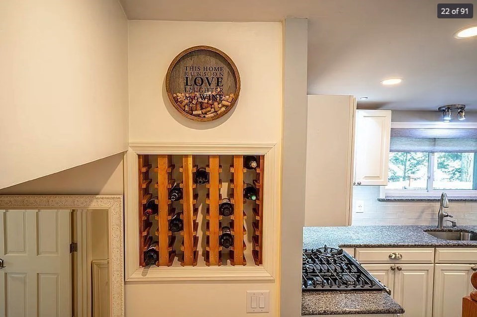2 bed, 1 bath apartment for rent at 52 Lake Shore Dr S, Westford — photo 5 of 31
