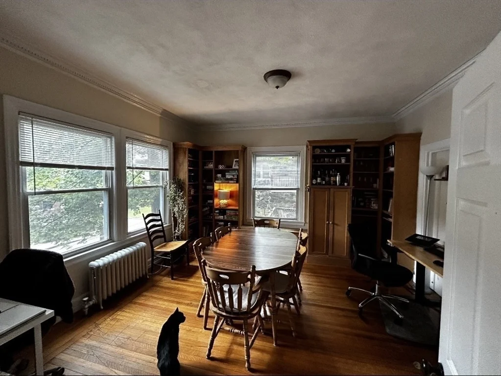 4 bed, 2 bath apartment for rent at 52 Lanark Rd Unit 1, Brighton — photo 3 of 13