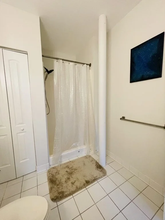 2 bed, 2 bath apartment for rent at 52 Lawrence Dr Unit 403, Lowell — photo 11 of 14