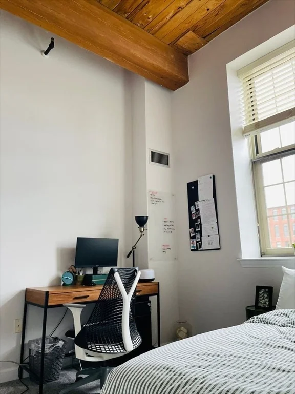 2 bed, 2 bath apartment for rent at 52 Lawrence Dr Unit 403, Lowell — photo 9 of 14