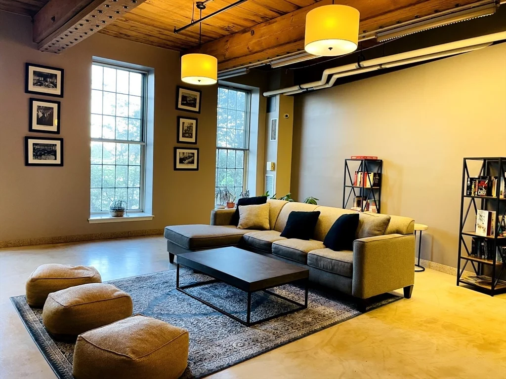 2 bed, 2 bath apartment for rent at 52 Lawrence Dr Unit 403, Lowell — photo 12 of 14