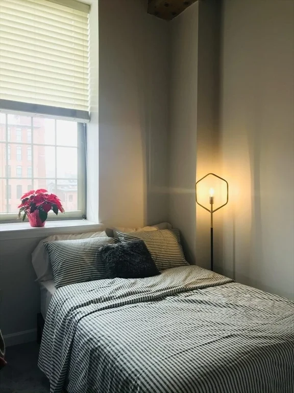2 bed, 2 bath apartment for rent at 52 Lawrence Dr Unit 403, Lowell — photo 7 of 14