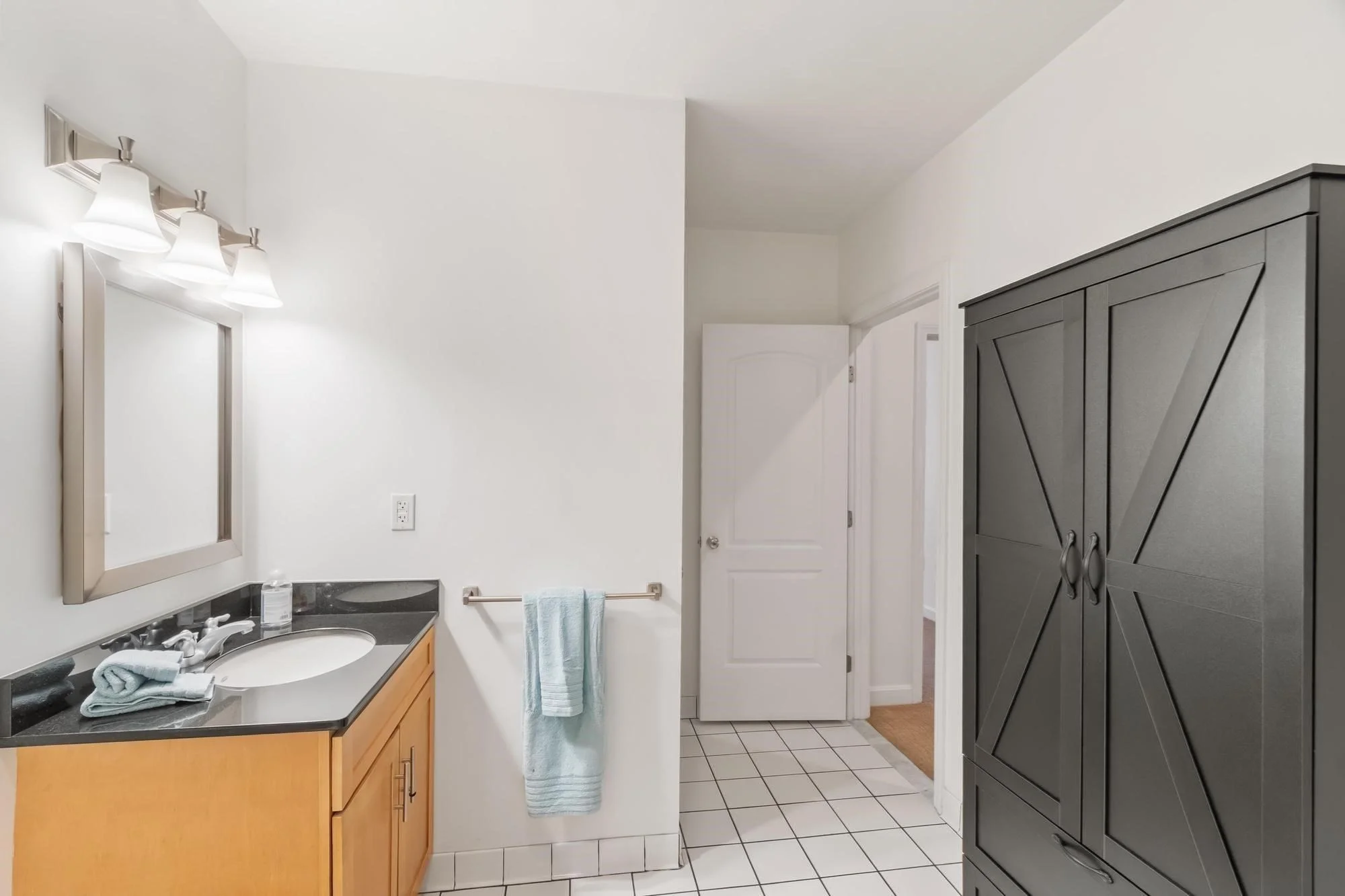 1 bed, 1 bath apartment for rent at 52 Lawrence Dr Unit M504, Highlands — photo 23 of 40
