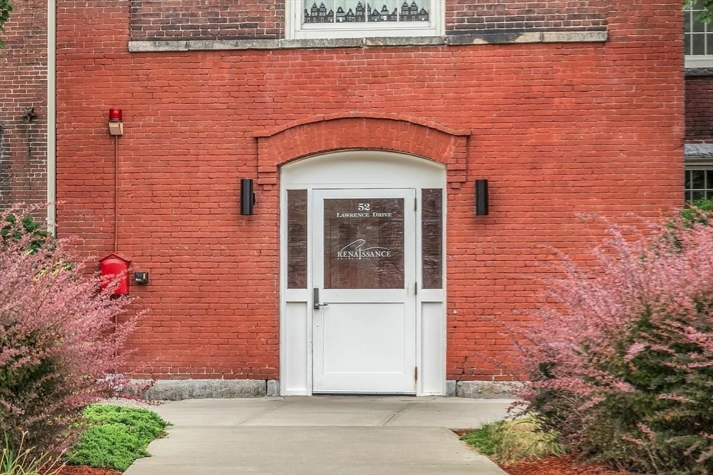 2 bed, 2 bath apartment for rent at 52 Lawrence Dr Unit M606, Lowell — photo 32 of 36