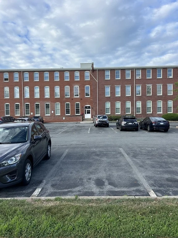 2 bed, 2 bath apartment for rent at 52 Lawrence Dr Unit M606, Lowell — photo 24 of 36
