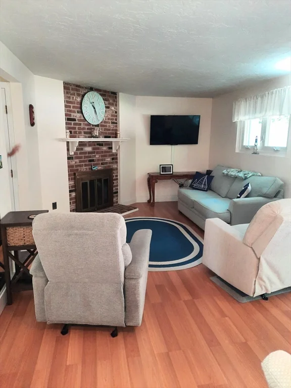 2 bed, 2 bath apartment for rent at 52 Liberty St Unit C2, Plymouth — photo 7 of 9