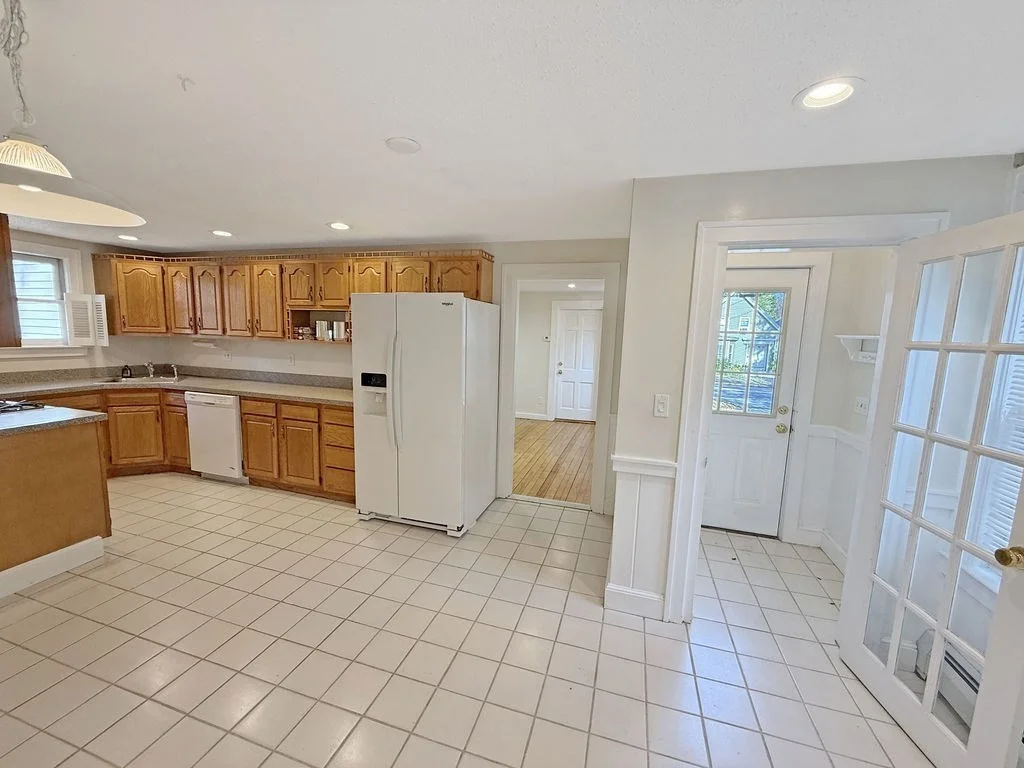 2 bed, 1 bath apartment for rent at 52 Littleton Rd Unit 1, Chelmsford — photo 1 of 41