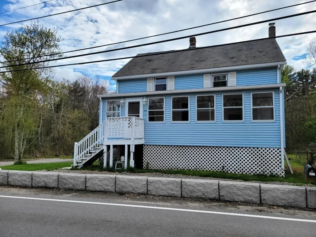 3 bed, 2 bath apartment for rent at 52 Main St, Sutton — photo 1 of 17