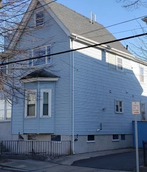 4 bed, 2 bath apartment for rent at 52 Malden St Unit 2, Malden — photo 1 of 10