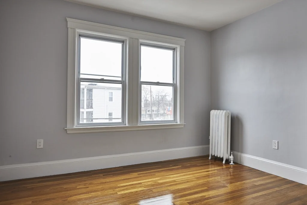 3 bed, 1 bath apartment for rent at 52 Mansfield St Unit 2A, Union Square — photo 8 of 12