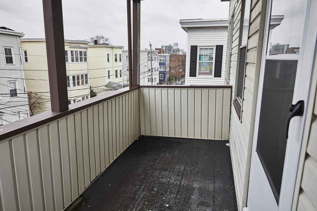 3 bed, 1 bath apartment for rent at 52 Mansfield St Unit 2A, Union Square — photo 10 of 12