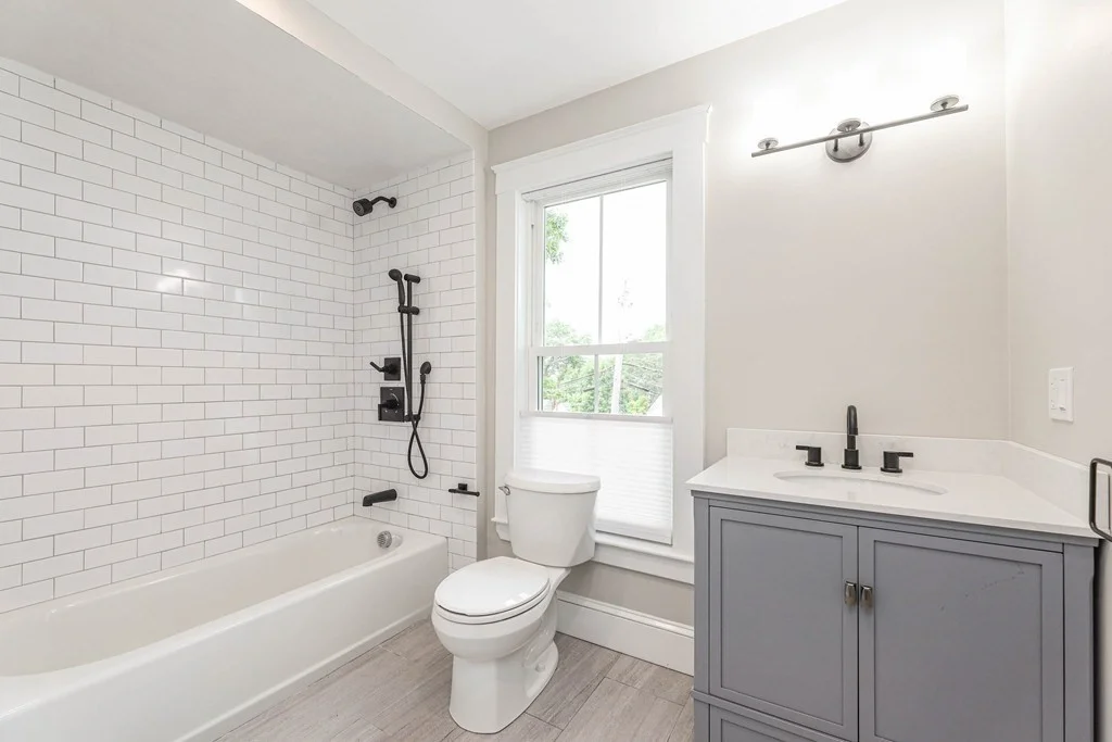 4 bed, 3 bath apartment for rent at 52 Maple St Unit 2, Hyde Park — photo 14 of 41