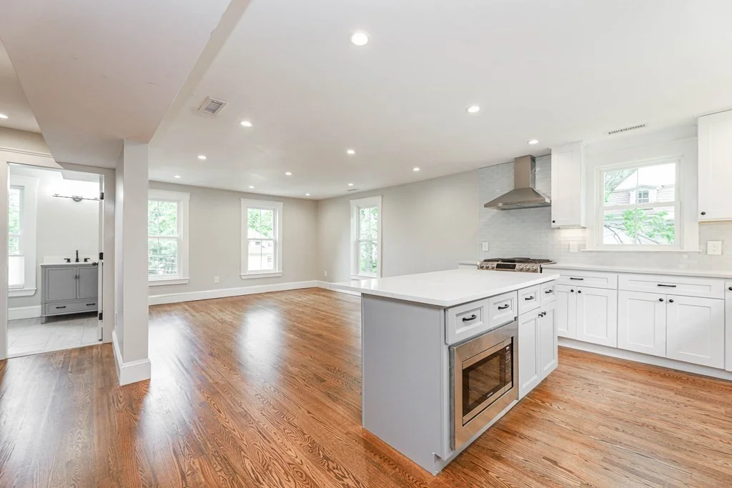 4 bed, 3 bath apartment for rent at 52 Maple St Unit 2, Hyde Park — photo 5 of 41