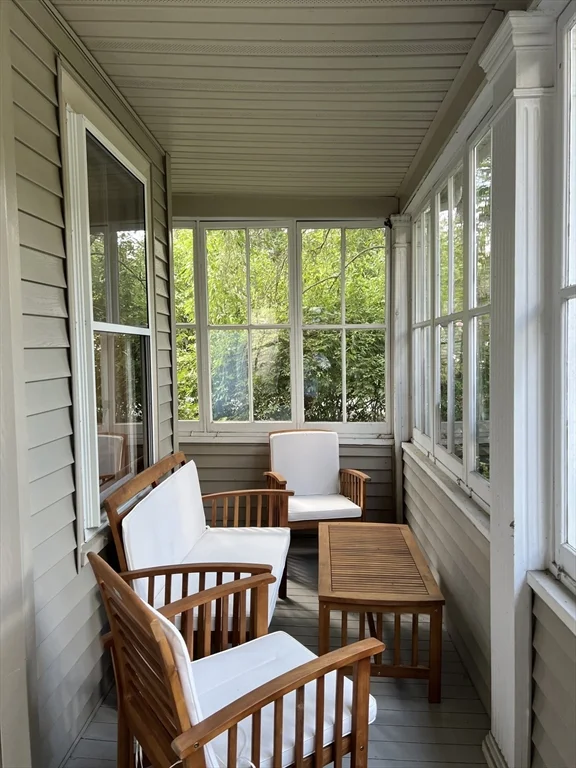 2 bed, 1 bath apartment for rent at 52 Mount Vernon St Unit 52, Arlington Heights — photo 16 of 18