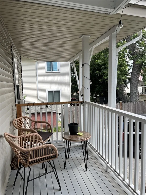 2 bed, 1 bath apartment for rent at 52 Mount Vernon St Unit 52, Arlington Heights — photo 14 of 18