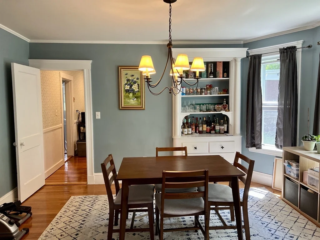 2 bed, 1 bath apartment for rent at 52 Mount Vernon St Unit 52, Arlington Heights — photo 6 of 18