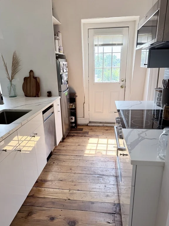 1 bed, 1 bath apartment for rent at 52 N Main St Unit 5, Natick — photo 6 of 15