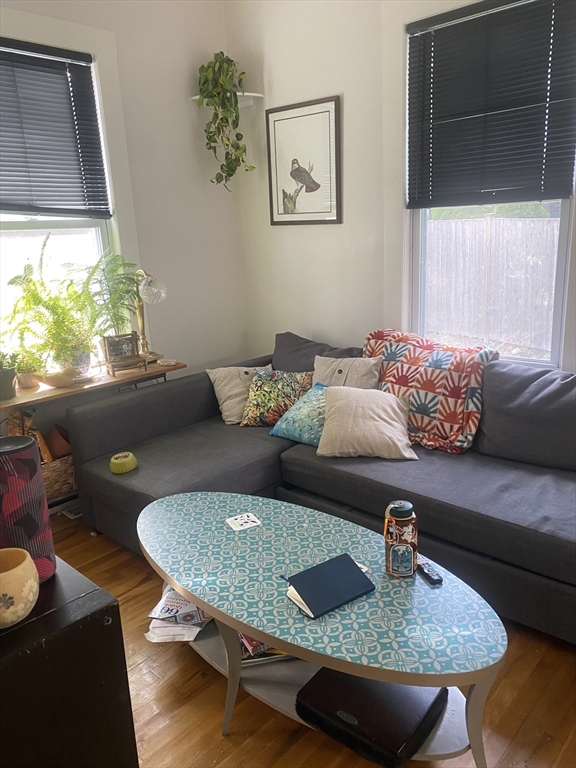 2 bed, 1 bath apartment for rent at 52 N Main Unit  2, Natick — photo 9 of 12