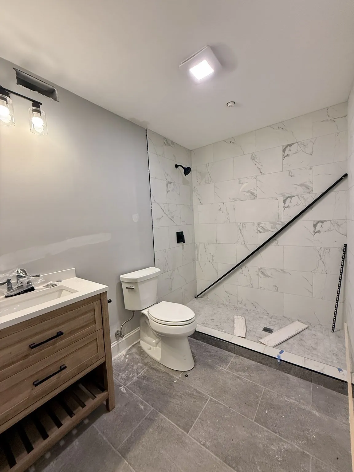 3 bed, 2 bath apartment for rent at 52 N St Unit 1, South Boston — photo 6 of 7