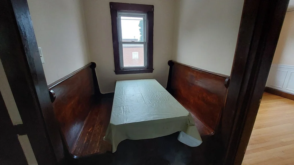 4 bed, 1 bath apartment for rent at 52 Nixon St Unit 2, Dorchester — photo 5 of 14