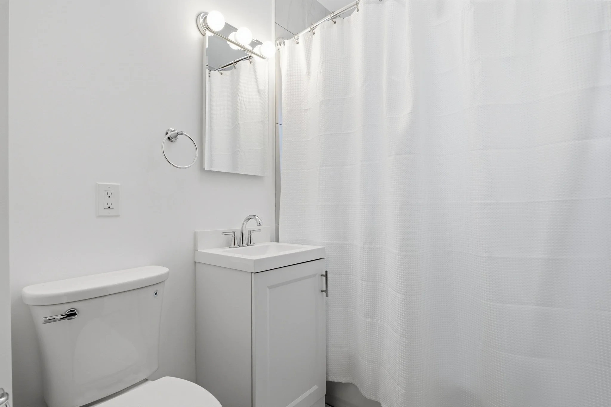 3 bed, 1 bath apartment for rent at 52 Oliver St Unit 2, Everett — photo 16 of 19