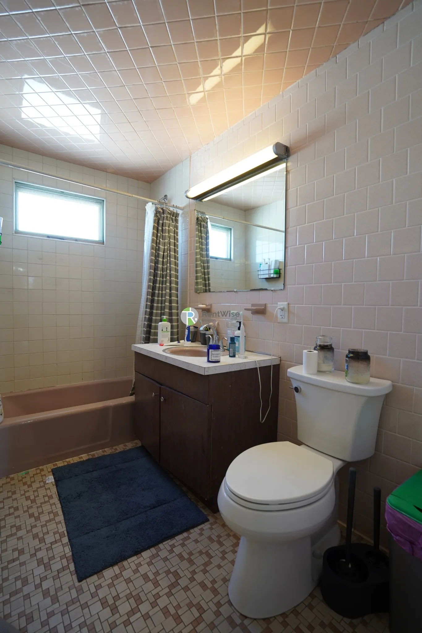 6 bed, 2 bath apartment for rent at 52 Pearson Rd Unit 2, Tufts — photo 18 of 24