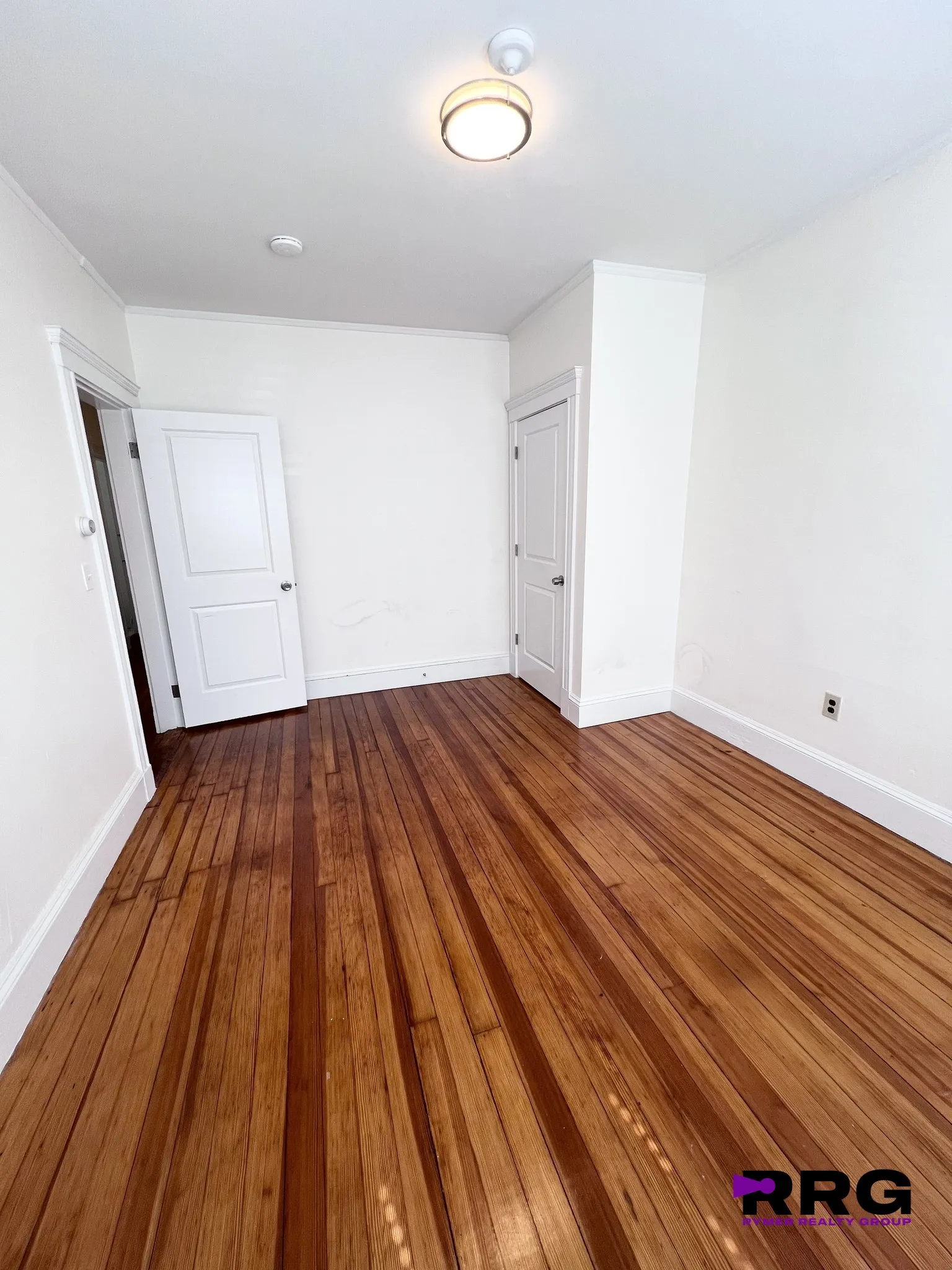 3 bed, 1 bath apartment for rent at 52 Percival St Unit 1, Dorchester — photo 3 of 27