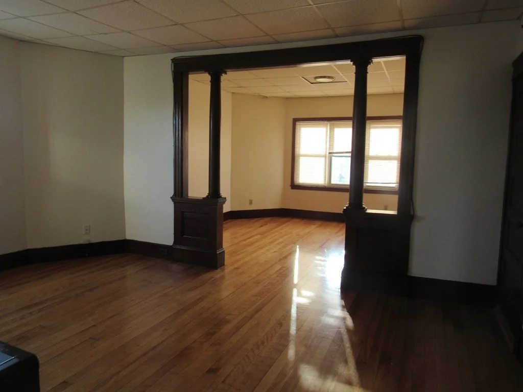 3 bed, 1 bath apartment for rent at 52 Plantation St Unit 3, South Worcester — photo 2 of 4