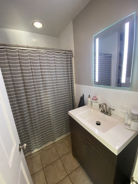 2 bed, 1 bath apartment for rent at 52 Port Norfolk Unit 4, Dorchester — photo 11 of 15