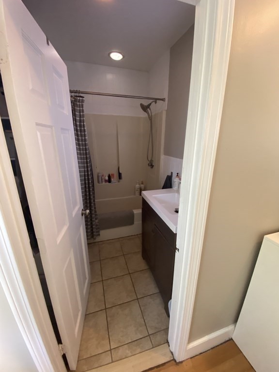 2 bed, 1 bath apartment for rent at 52 Port Norfolk Unit 4, Dorchester — photo 12 of 15