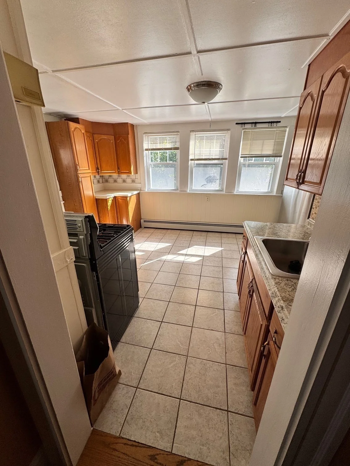 3 bed, 2 bath apartment for rent at 52 Quincy St Unit 2, Tufts University — photo 10 of 18