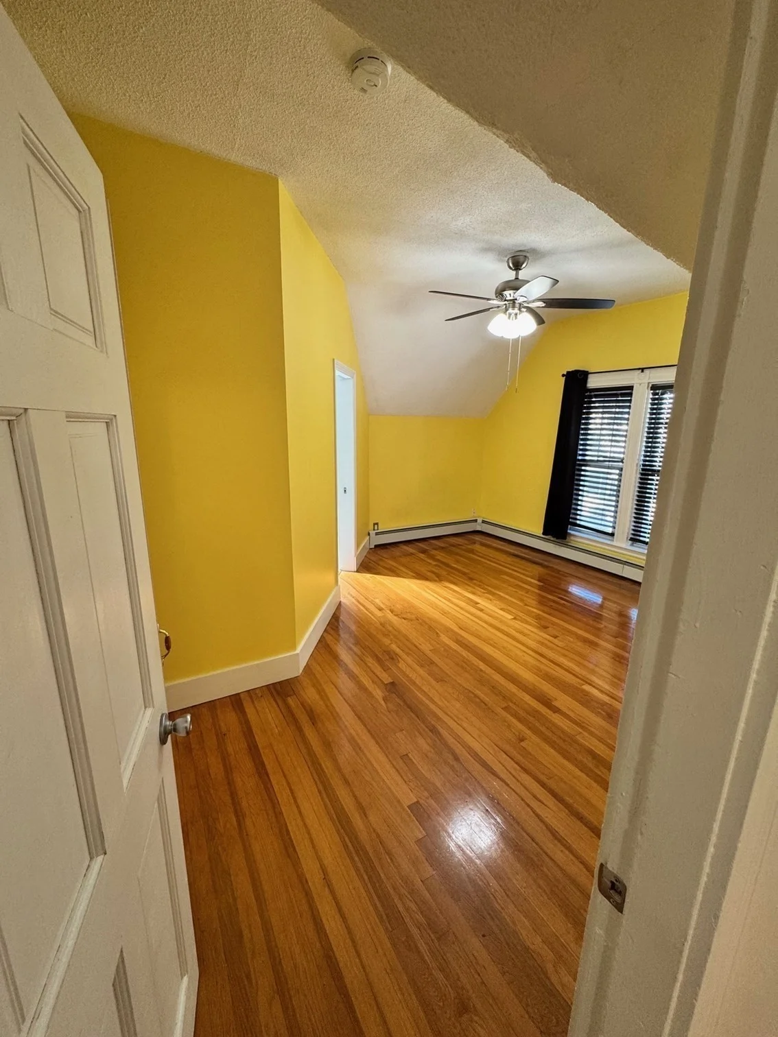 3 bed, 2 bath apartment for rent at 52 Quincy St Unit 2, Tufts University — photo 3 of 18