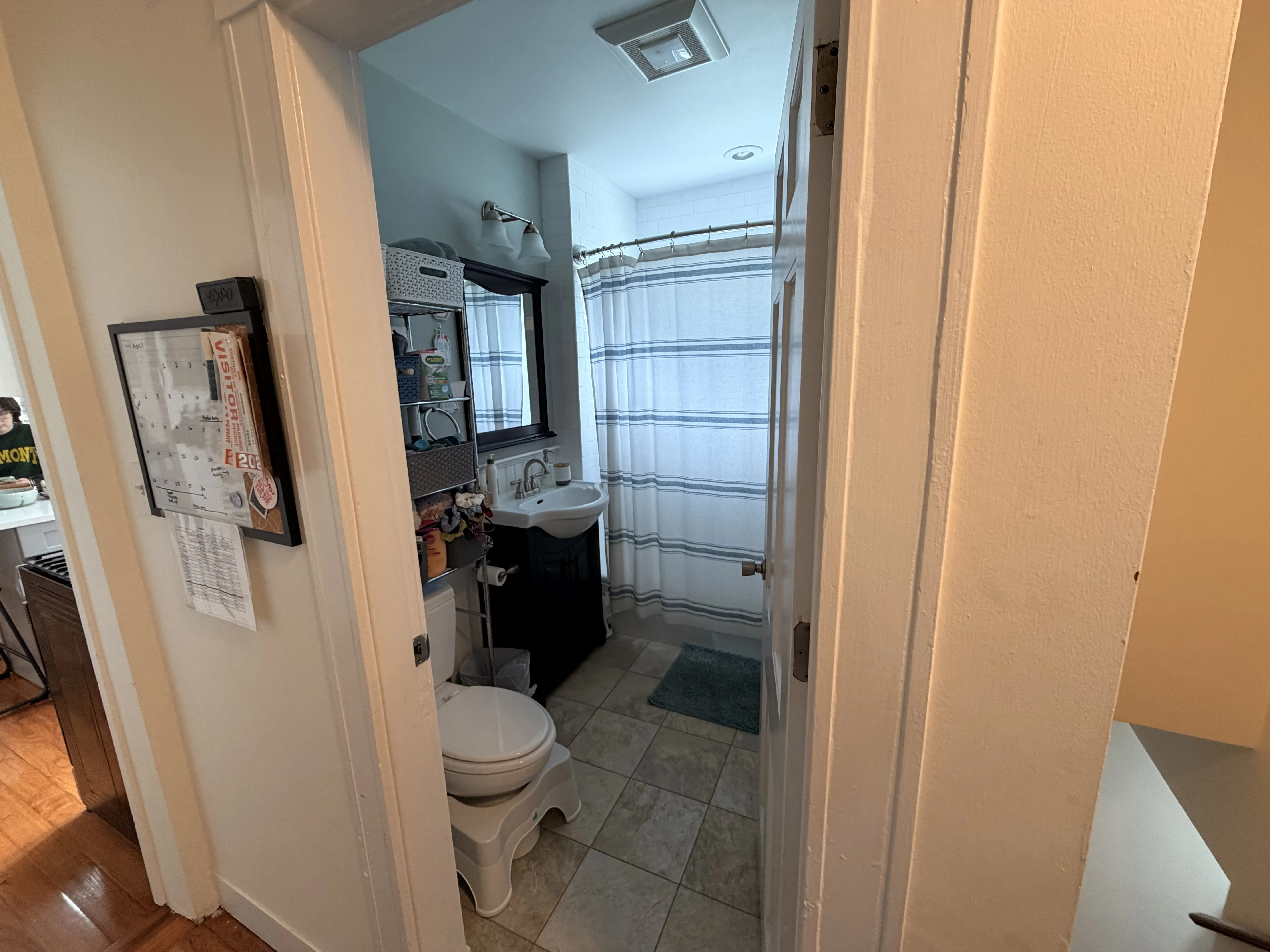 3 bed, 1 bath apartment for rent at 52 Raymond Ave Unit 1, West Somerville — photo 13 of 17