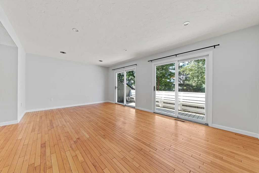 3 bed, 1 bath apartment for rent at 52 River St Unit 52, West Newton — photo 10 of 25