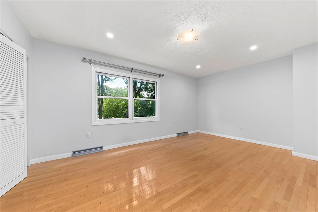 3 bed, 1 bath apartment for rent at 52 River St Unit 52, West Newton — photo 15 of 25