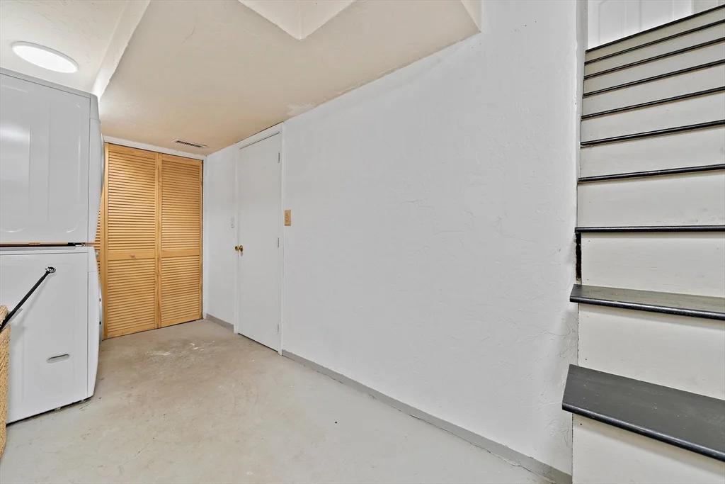 3 bed, 1 bath apartment for rent at 52 River St Unit 52, West Newton — photo 22 of 25